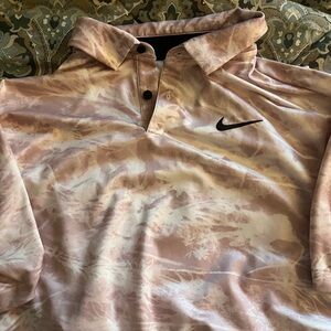 Nike golf shirt medium